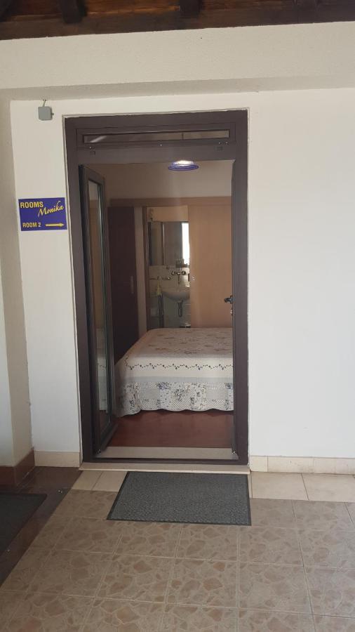 Monika Guest house