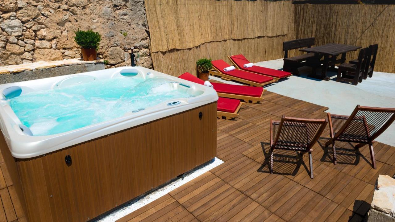 Ankora Sea And Old Town View - Hot Tub Apartment