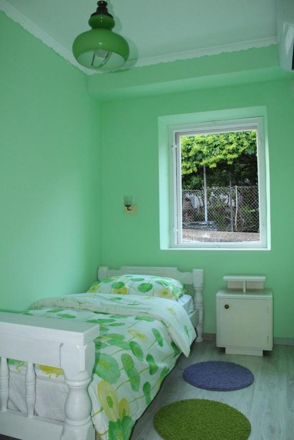Guest house Gugily 3*
