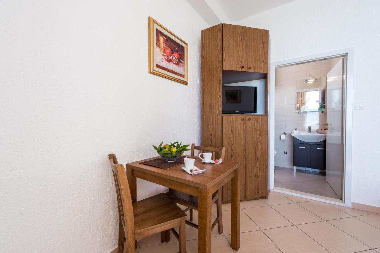 Amazing View Apartment&rooms Dragan