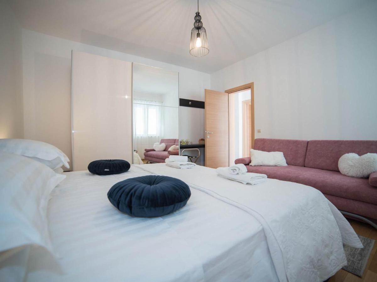 Apartment Faros *