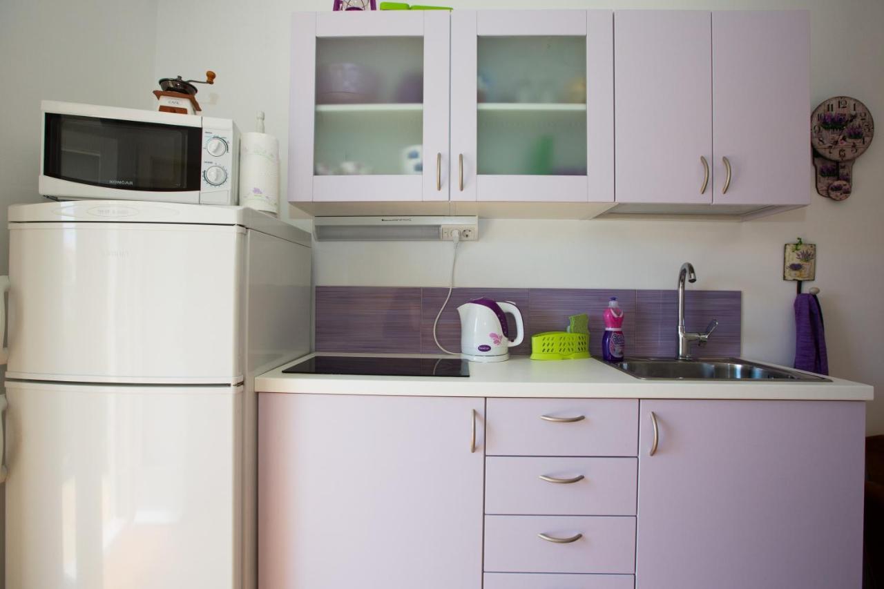Gugily Guest house 3*