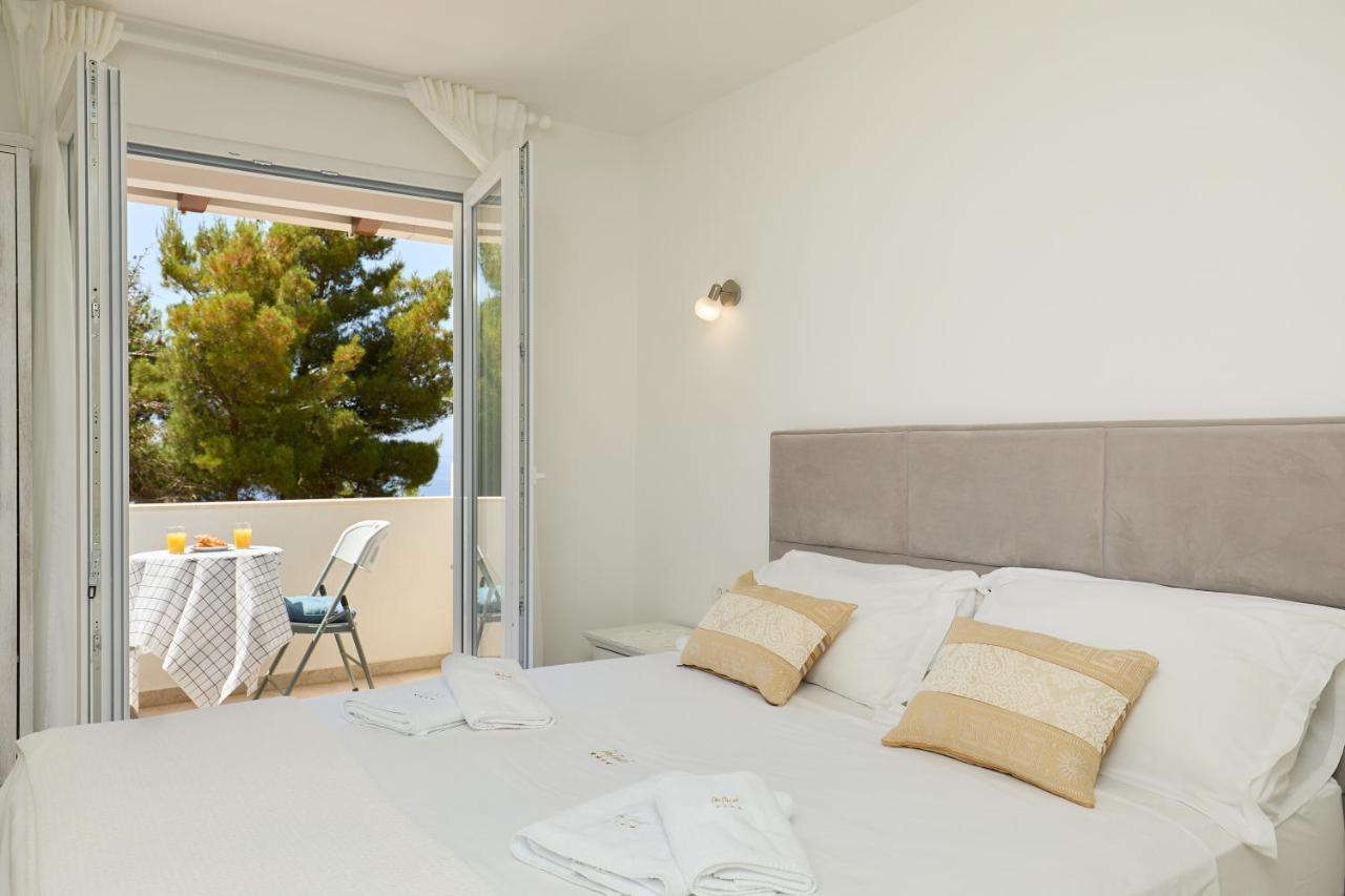 Aumari Apartment