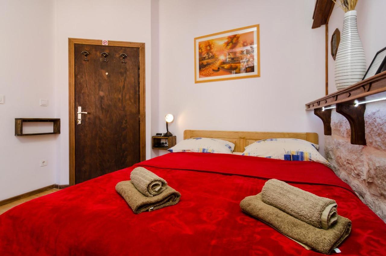 Gasthuis Eddie's Sea View Old Town 3*