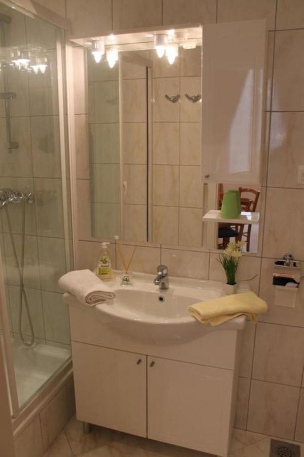 In With Air Conditioning, Wifi Washing Machine 4246-2 Apartment Dubrovnik