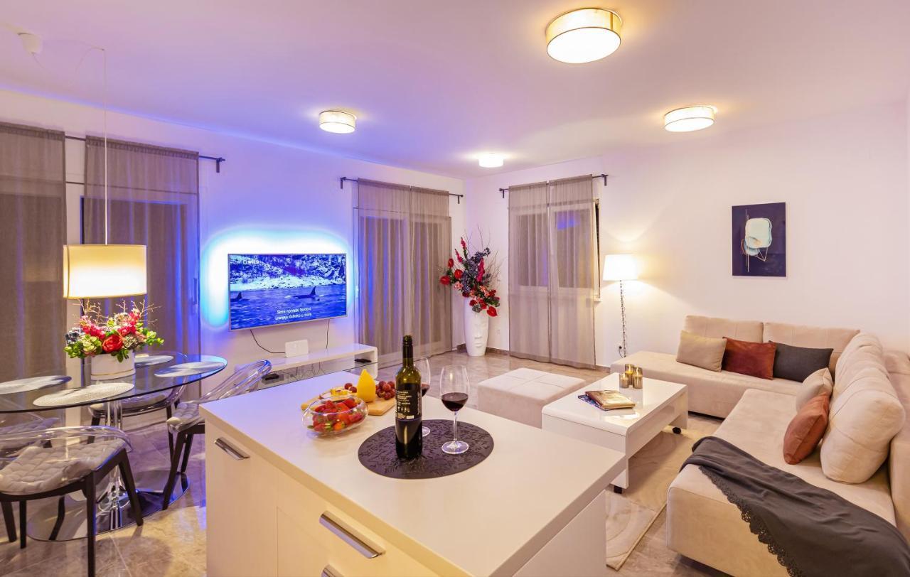 Apartman Leona Apartment *