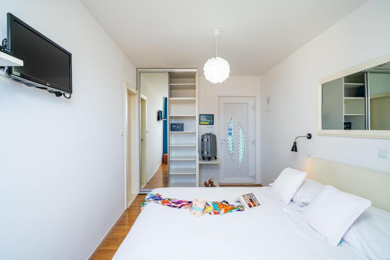 Guest house Jele 3*