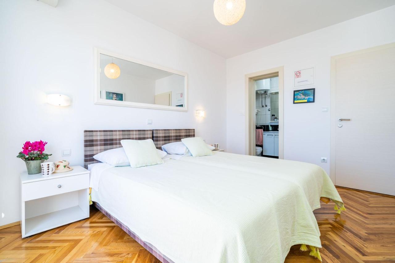 Guest house Jele