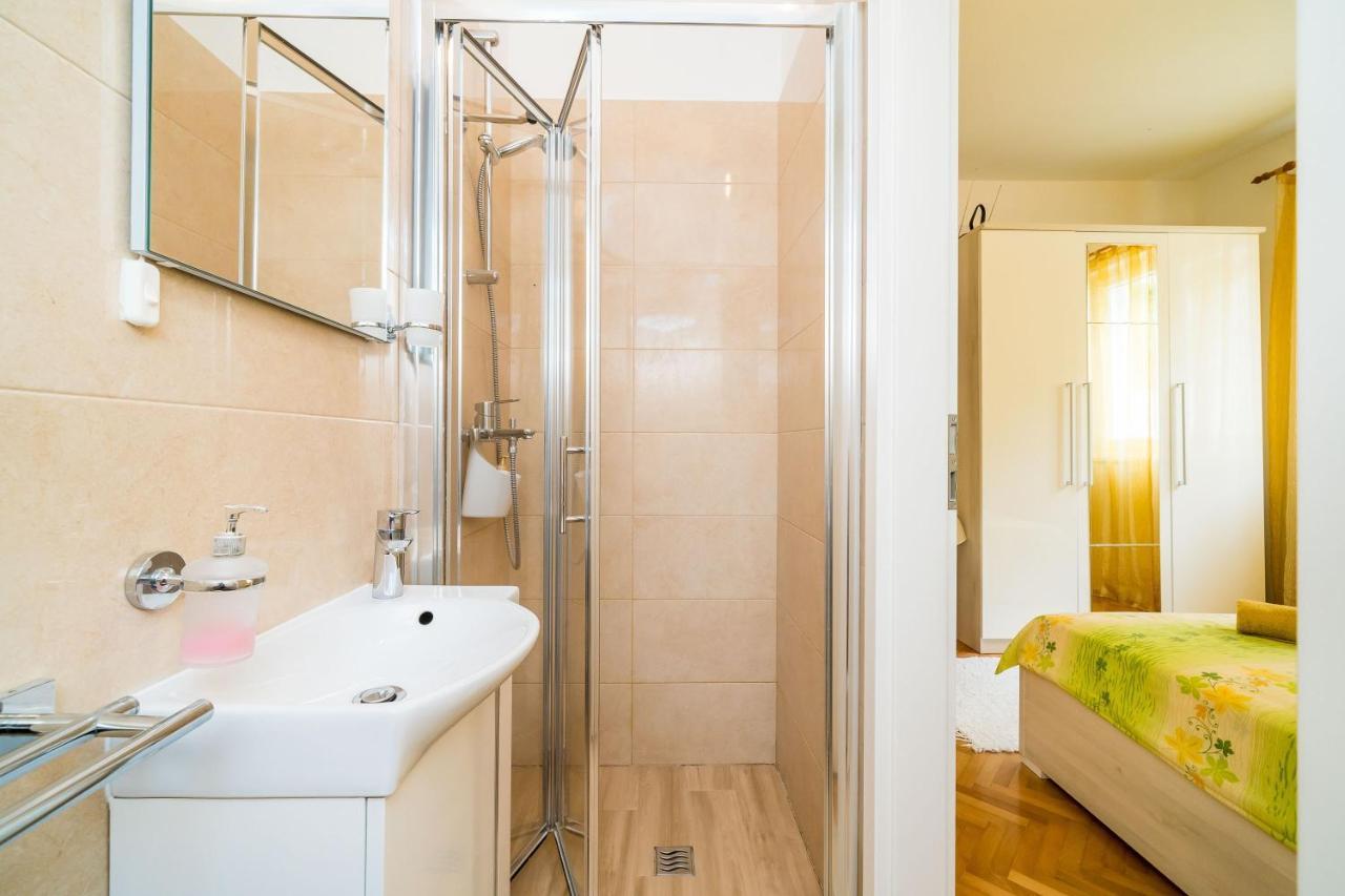 Rita Guest house 3*
