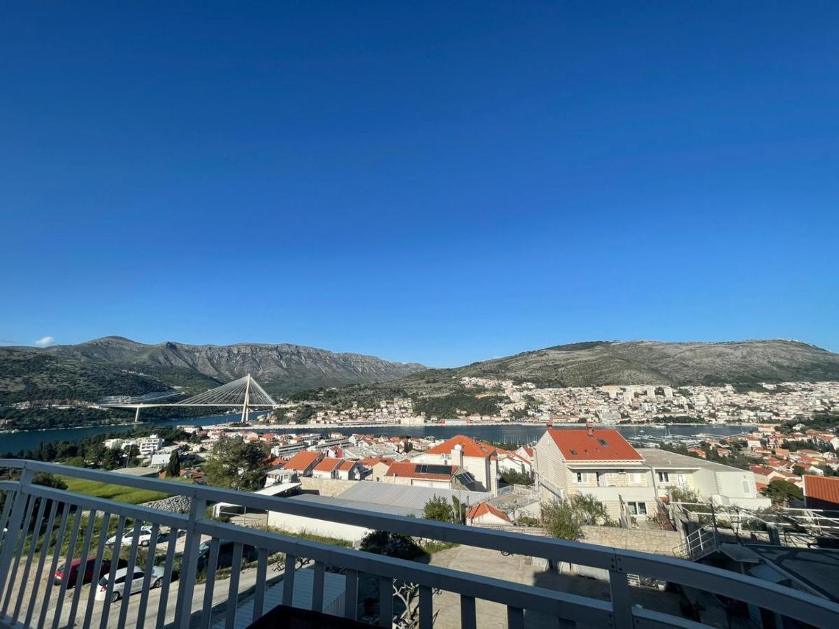 Bed & Breakfast Burum B&b-apartment With Beautiful View *