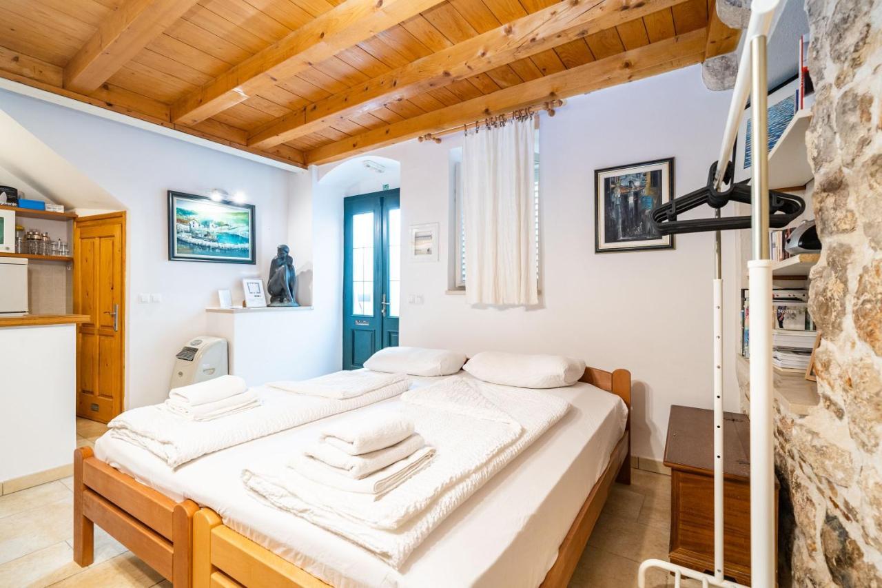 Pupa Dubrovnik