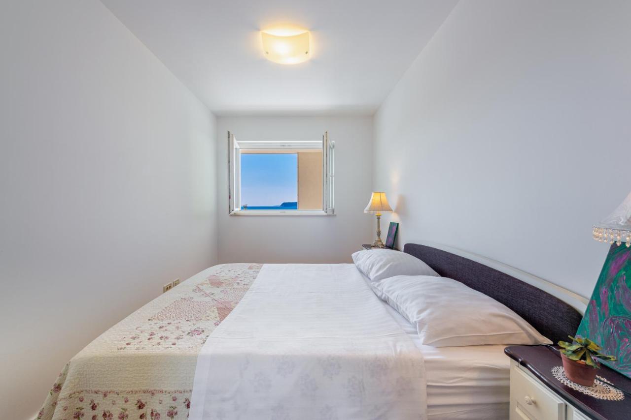 Apartment Dvori Lapad 2 Direct Sea View *