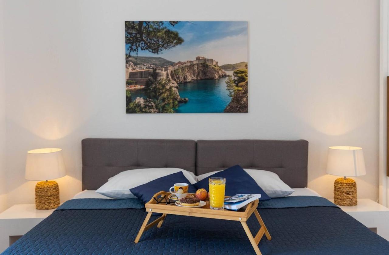 Wanderlust Apartment *