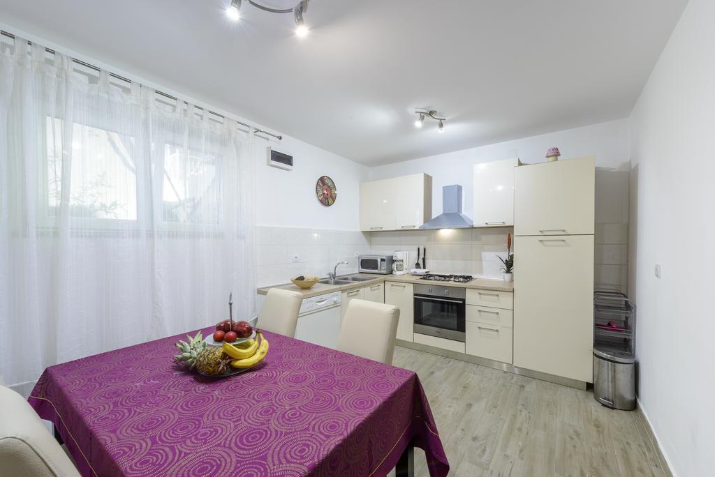 Tolja Appartement *