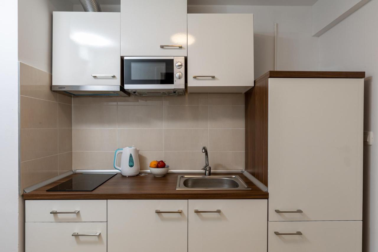 Nomad + Free Parking Apartment *