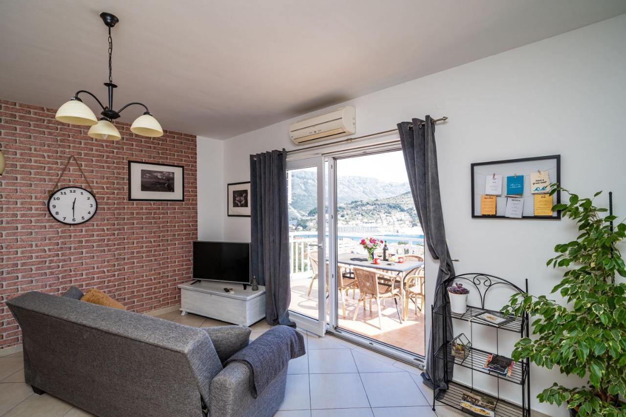Burum B&b-apartment With Beautiful View * Dubrovnik