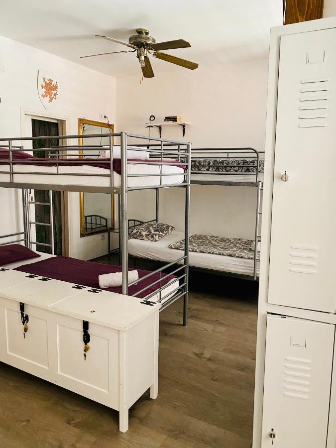 Hostel Kingslanding Old Town