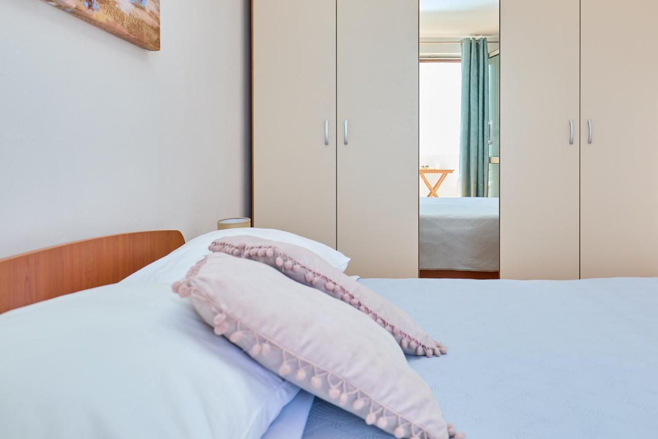 Vista Del Mare Apartment *