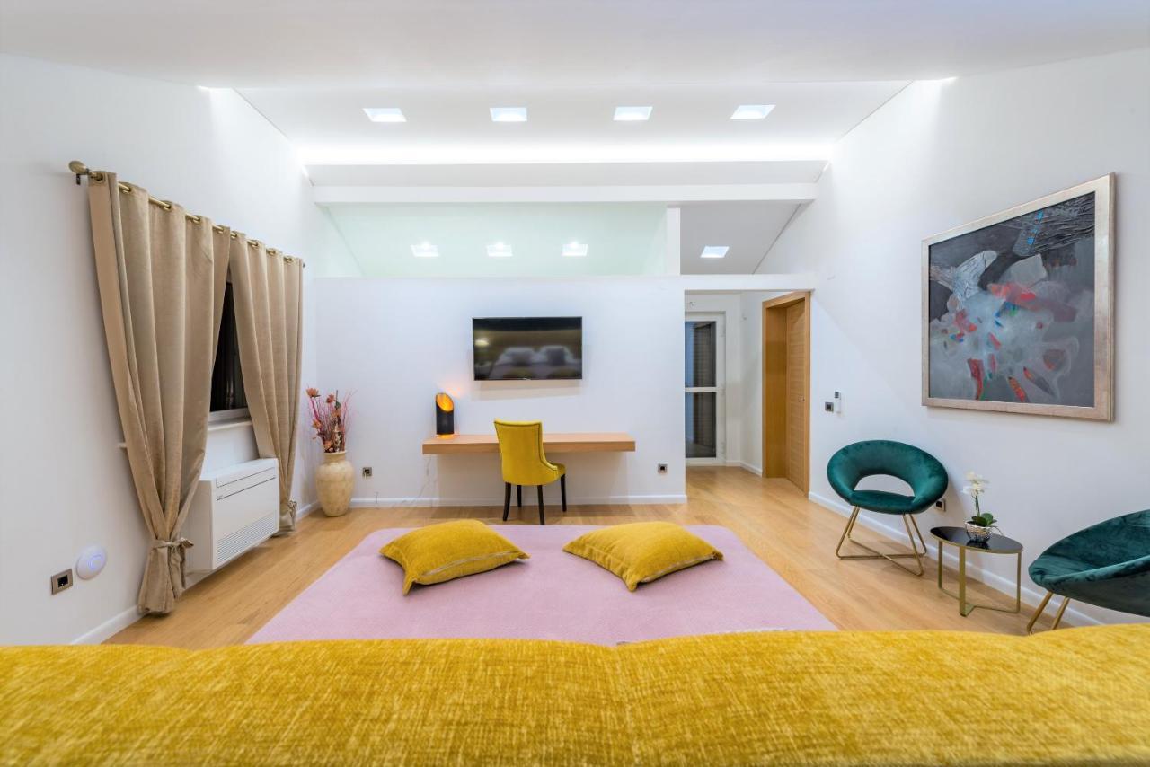 Villa Villa Adore Lozica *