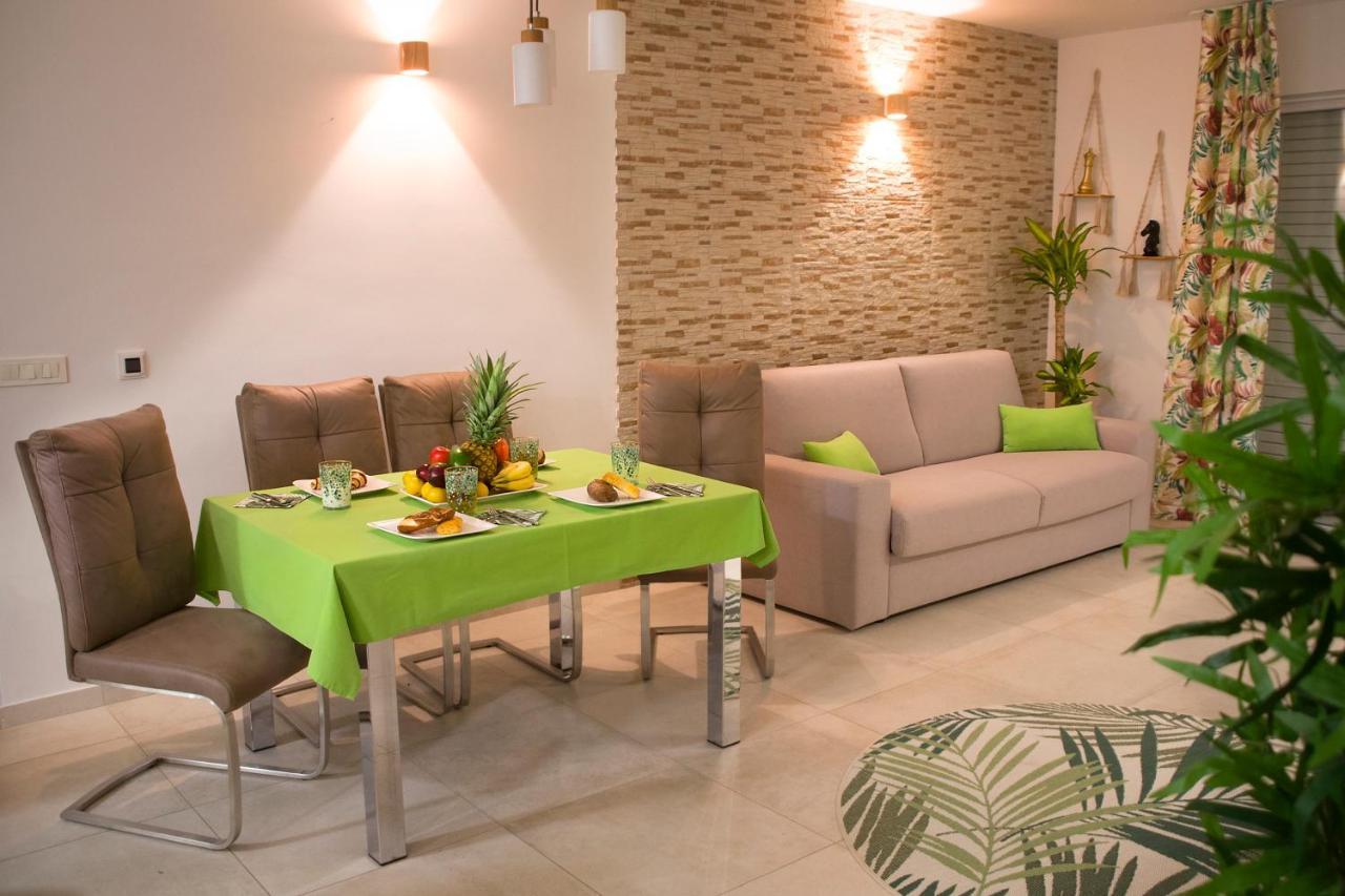Apartment Terrace, View & Barbecue *