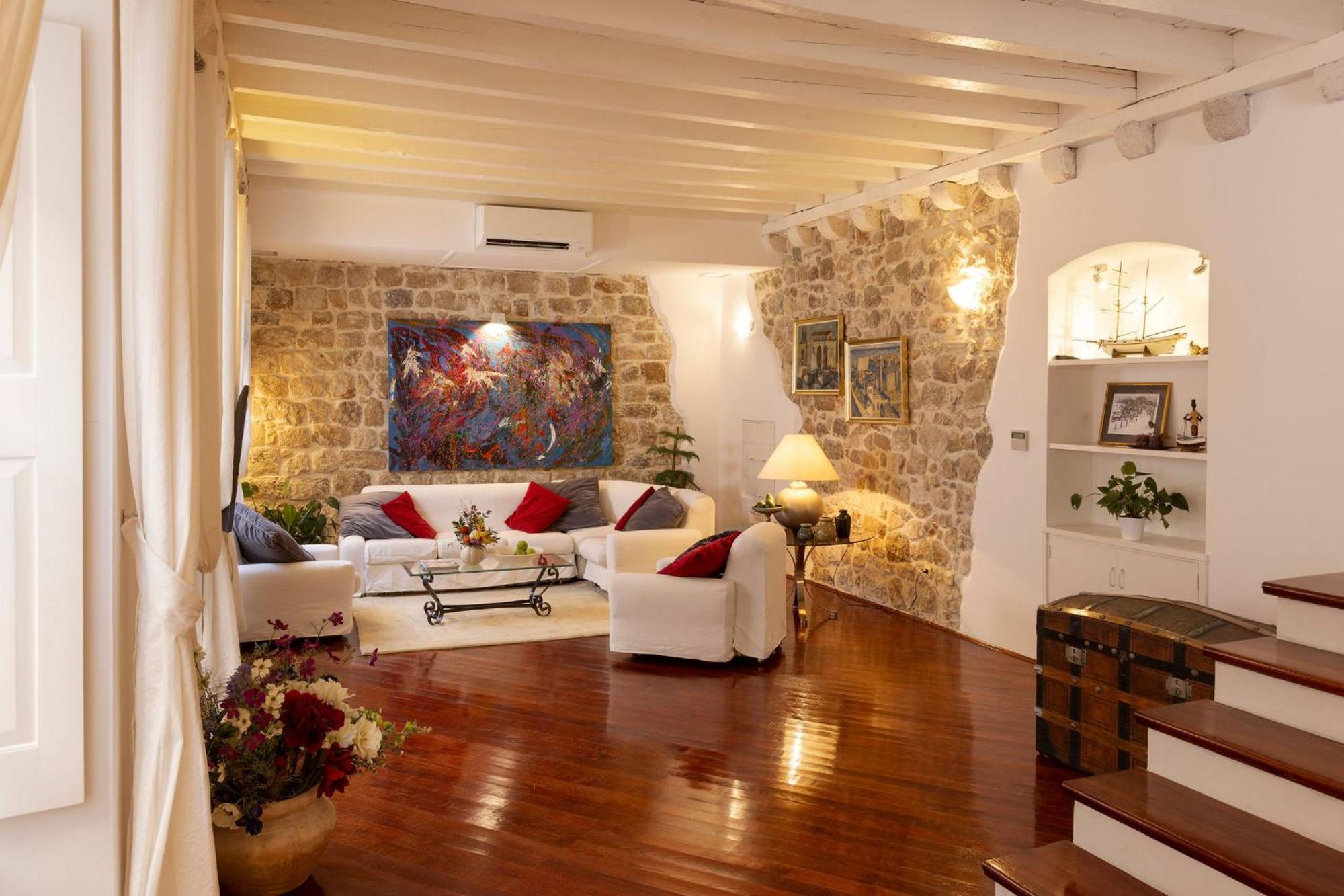 The Poets House Pousada *