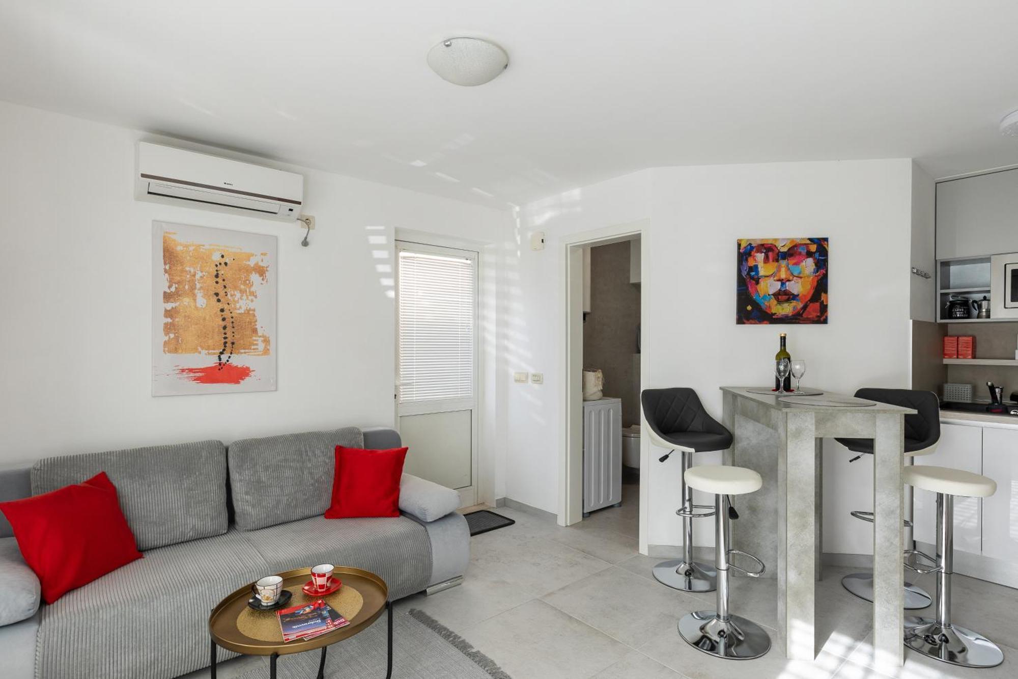 Apartment Domus *