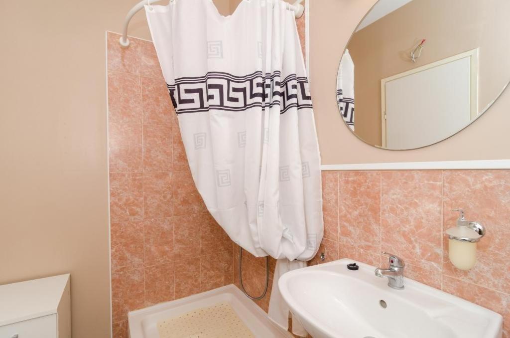 Guest house & Tapera 3*