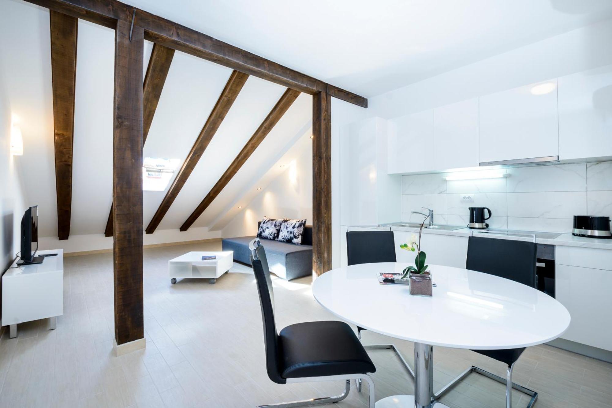 Dvori Lapad 2 Direct Sea View Apartment Dubrovnik