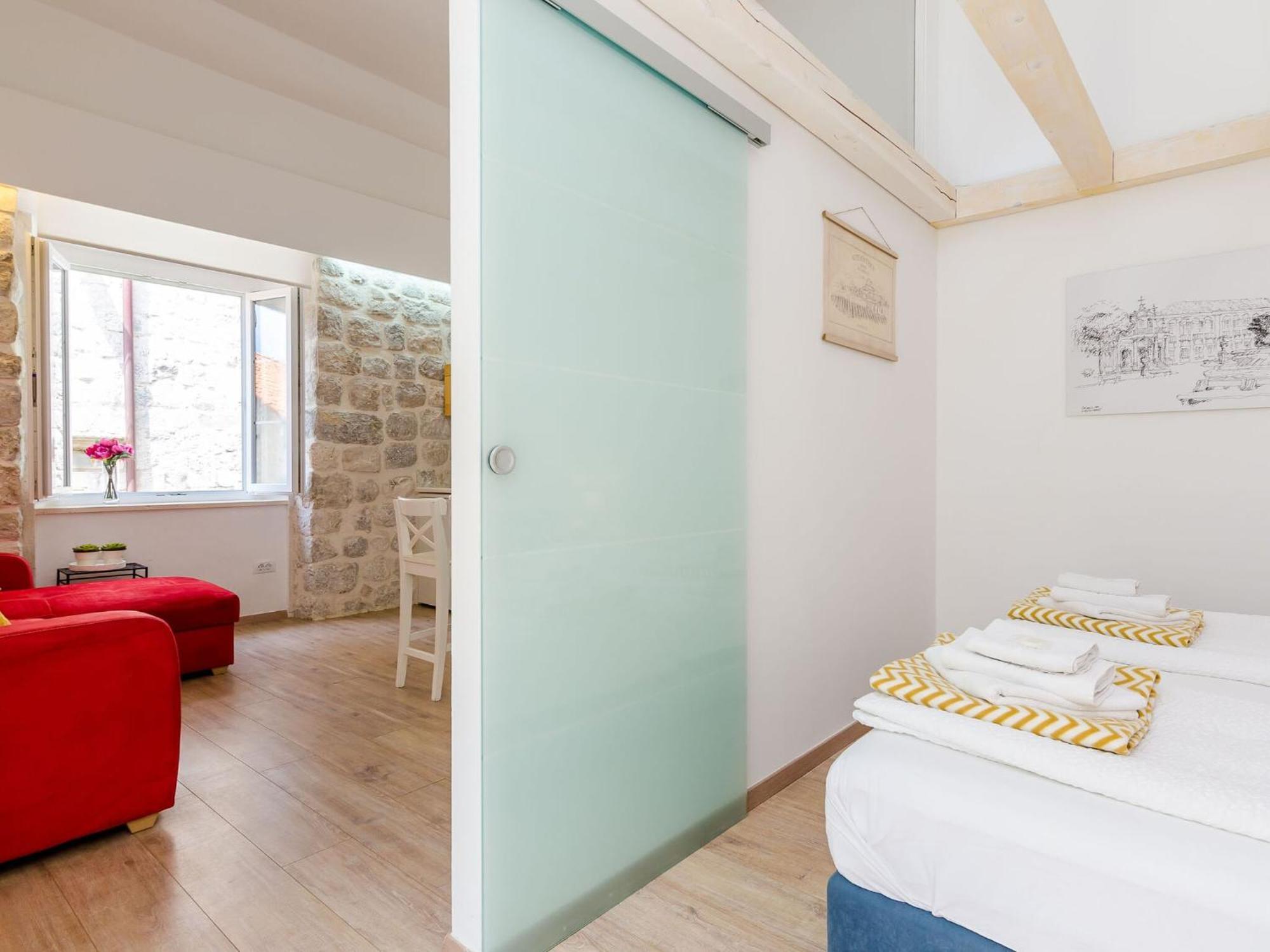 Midtown - One Bedroom With View * Dubrovnik