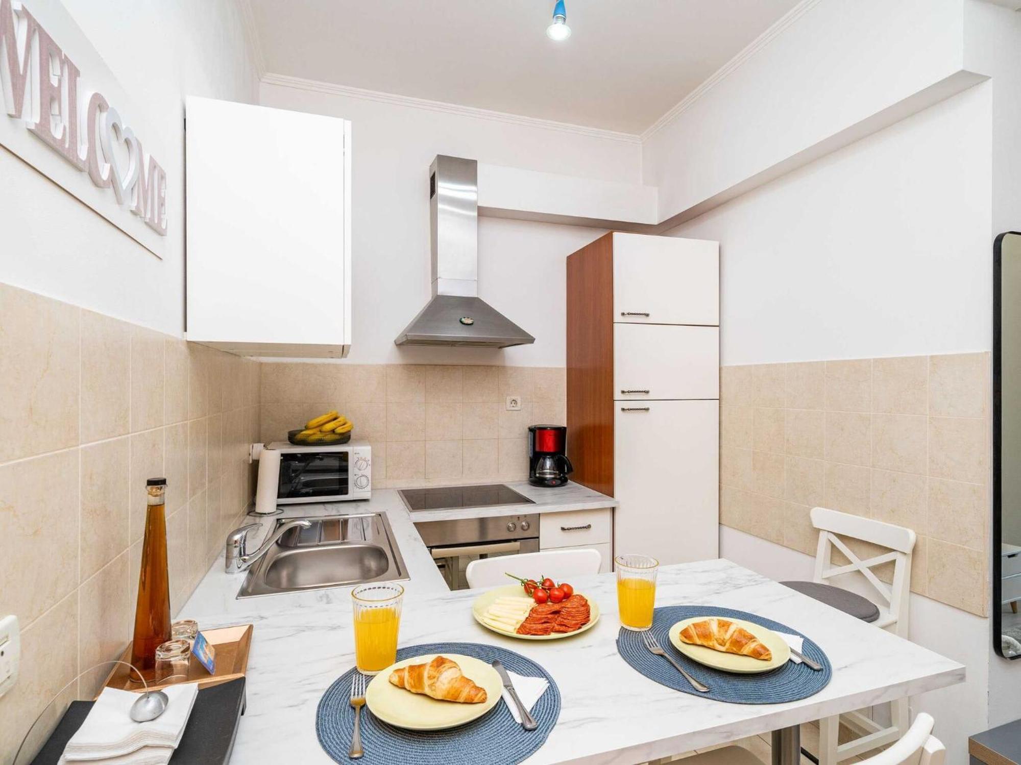 Larissa - With Terrace And Partial Sea View