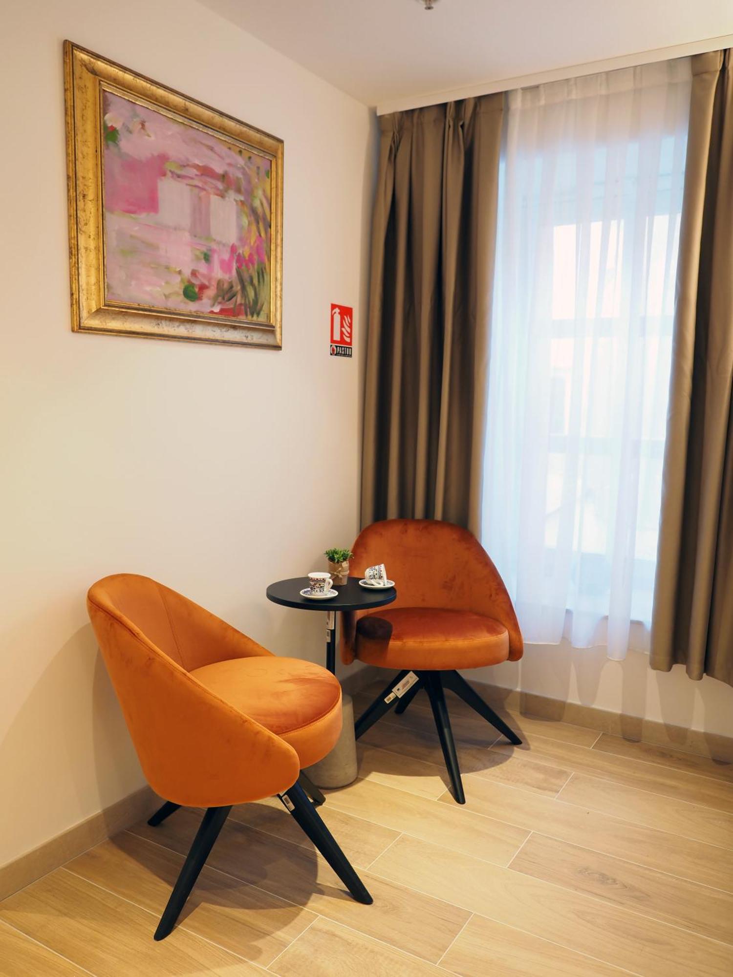 Old Town Akademis Gariste Bed & Breakfast