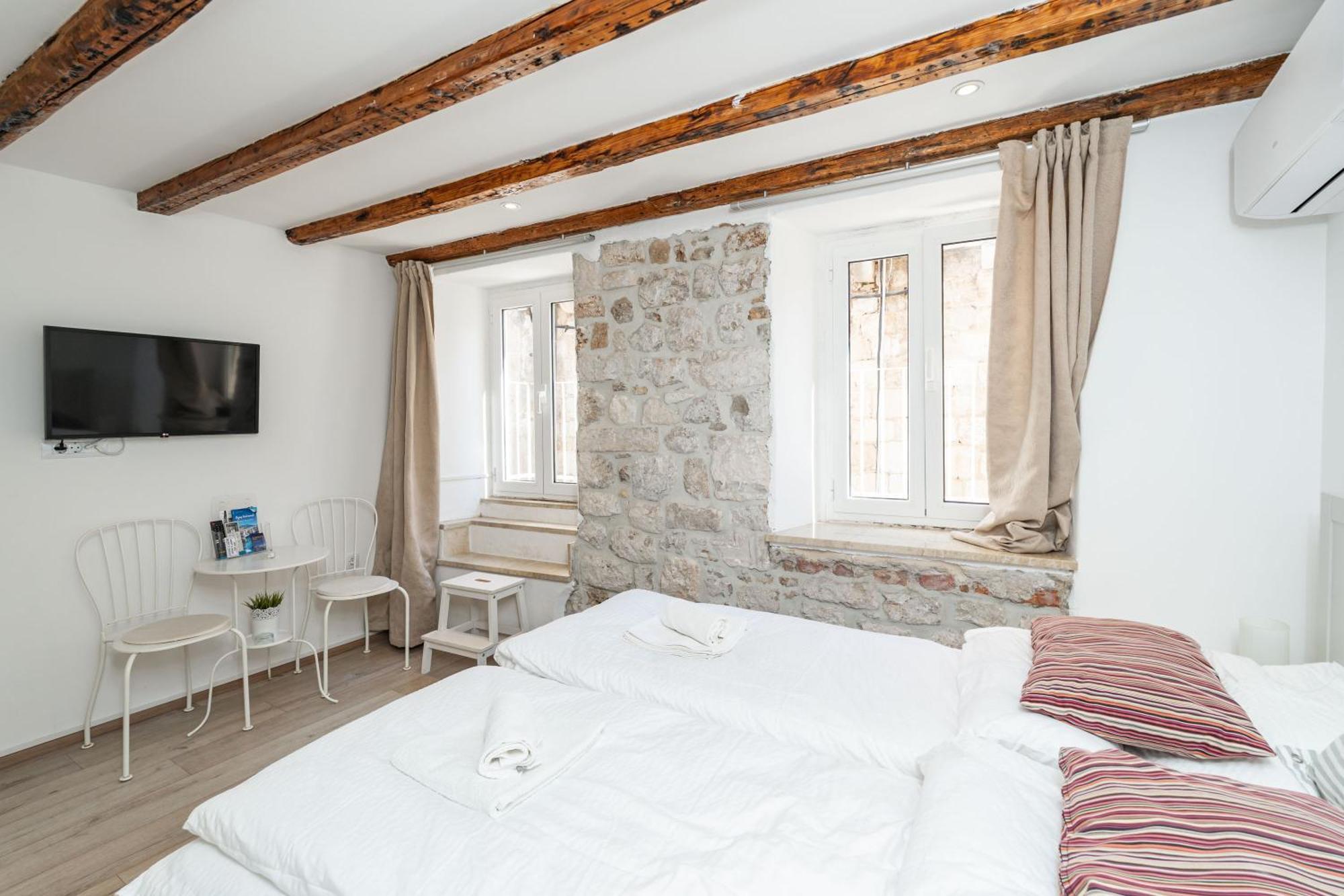 Two Friends Palace Guest house 3*