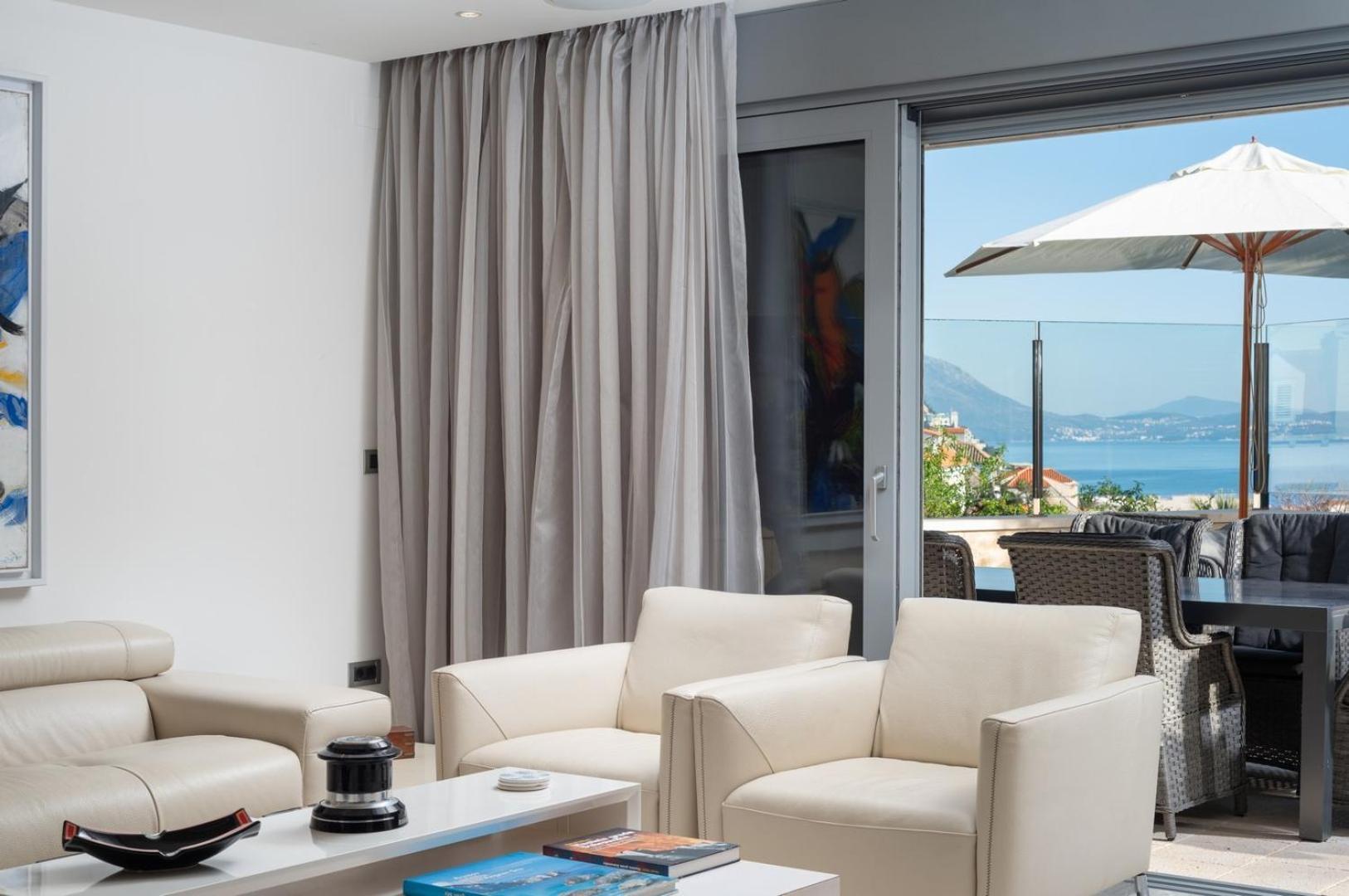 New! Adele Pool Sauna Jacuzzi Sea View