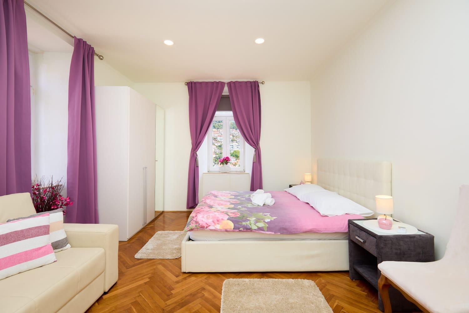 Appartement Spacious 3 Bedroom *