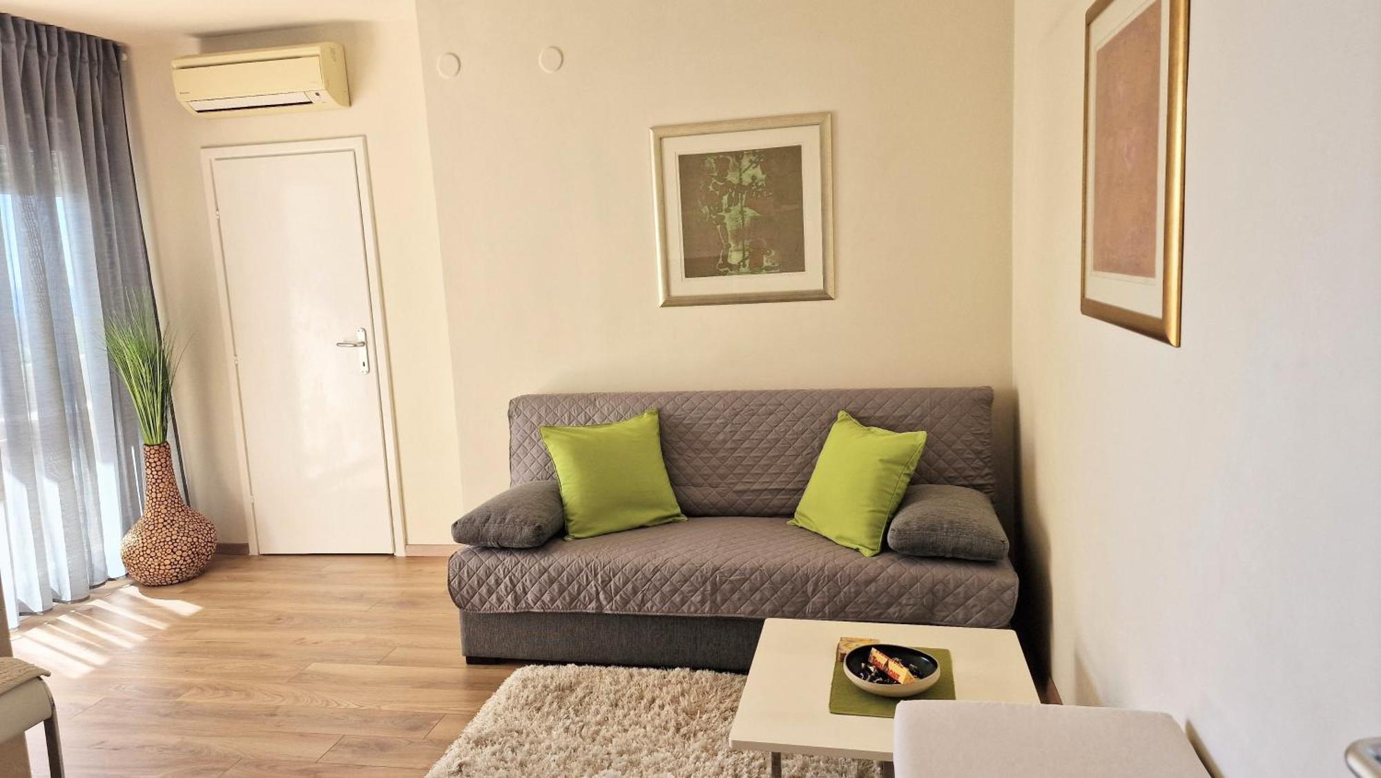 Bakus Apartment *