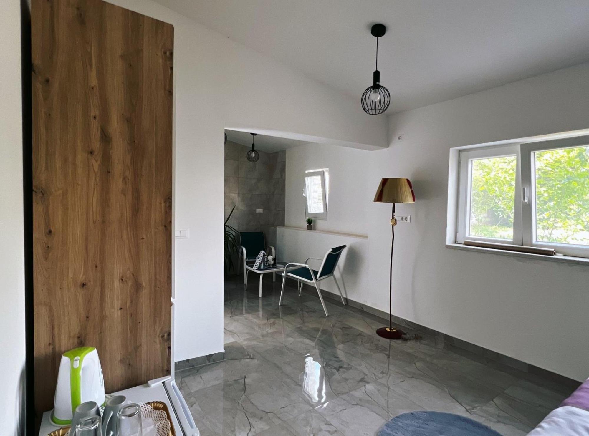 & Tapera Guest house