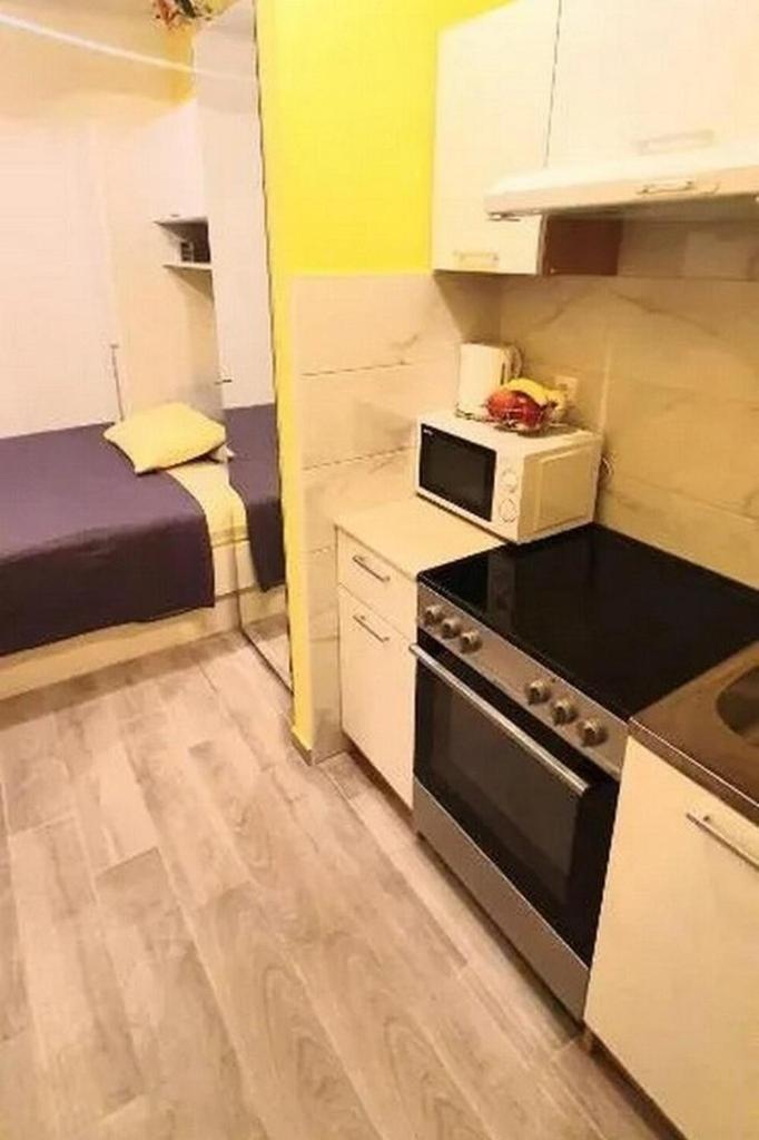 Apartment With Parking Spaces - 24190 *