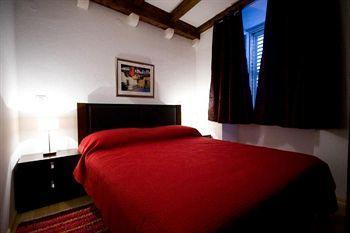 Hotel Flores -