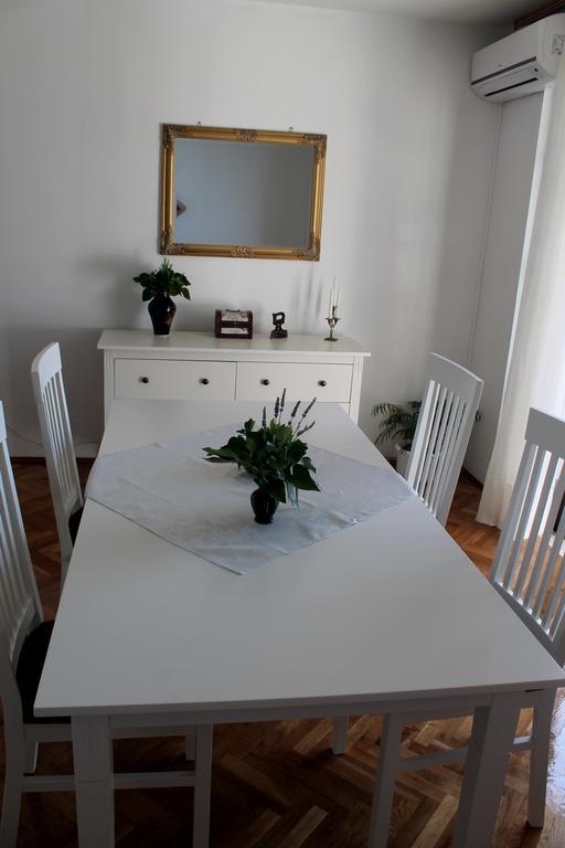 Anet With Free Parking Apartment Dubrovnik