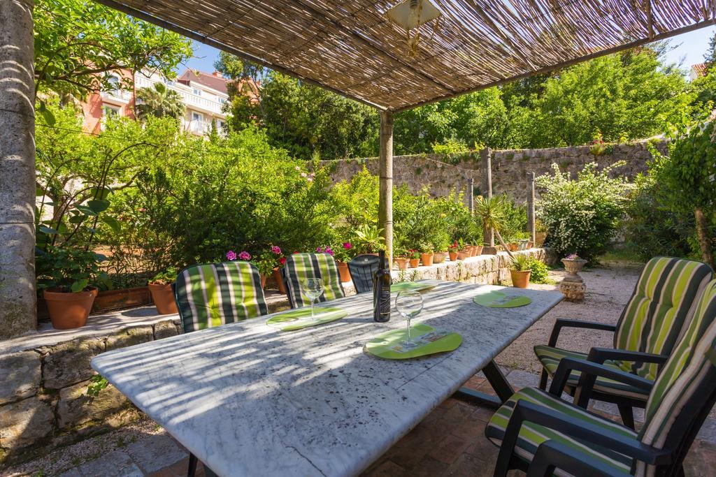 Marini Dvori - With Free Parking Apartment
