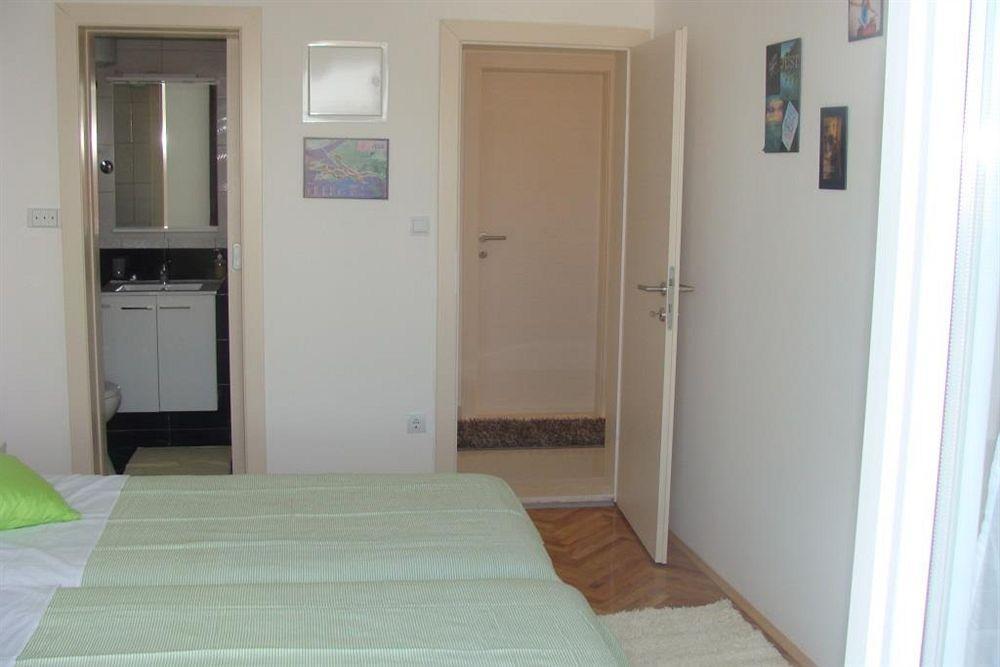 Guest house Jele