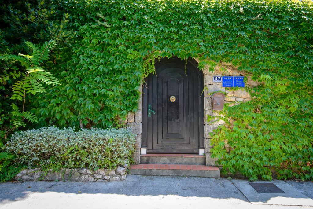 Guest house House Sveti Jakov 4*