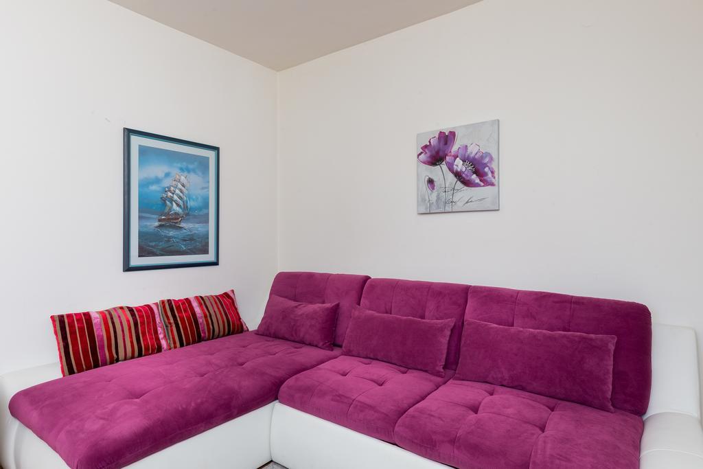 Nina Apartment *