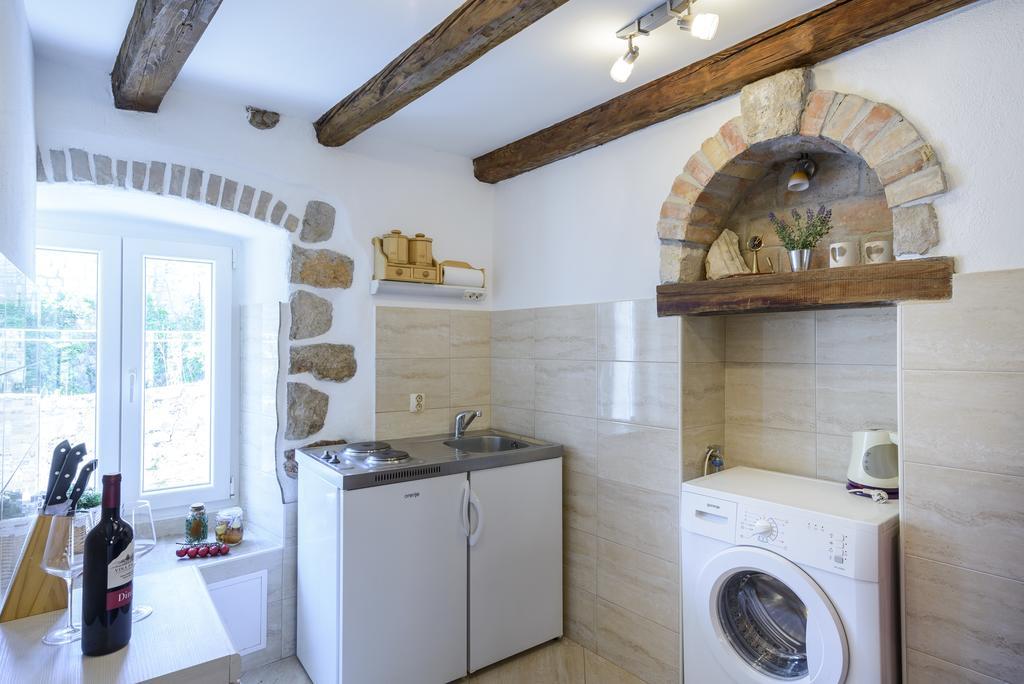 Storelli Apartment