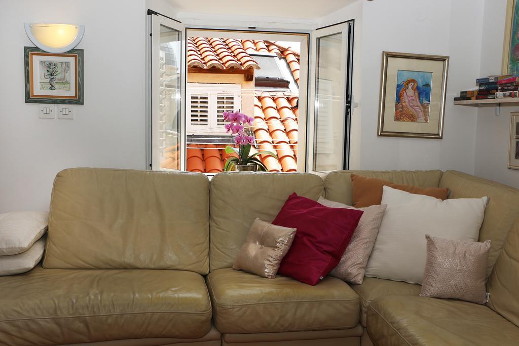 Princess Dora's Apartment *