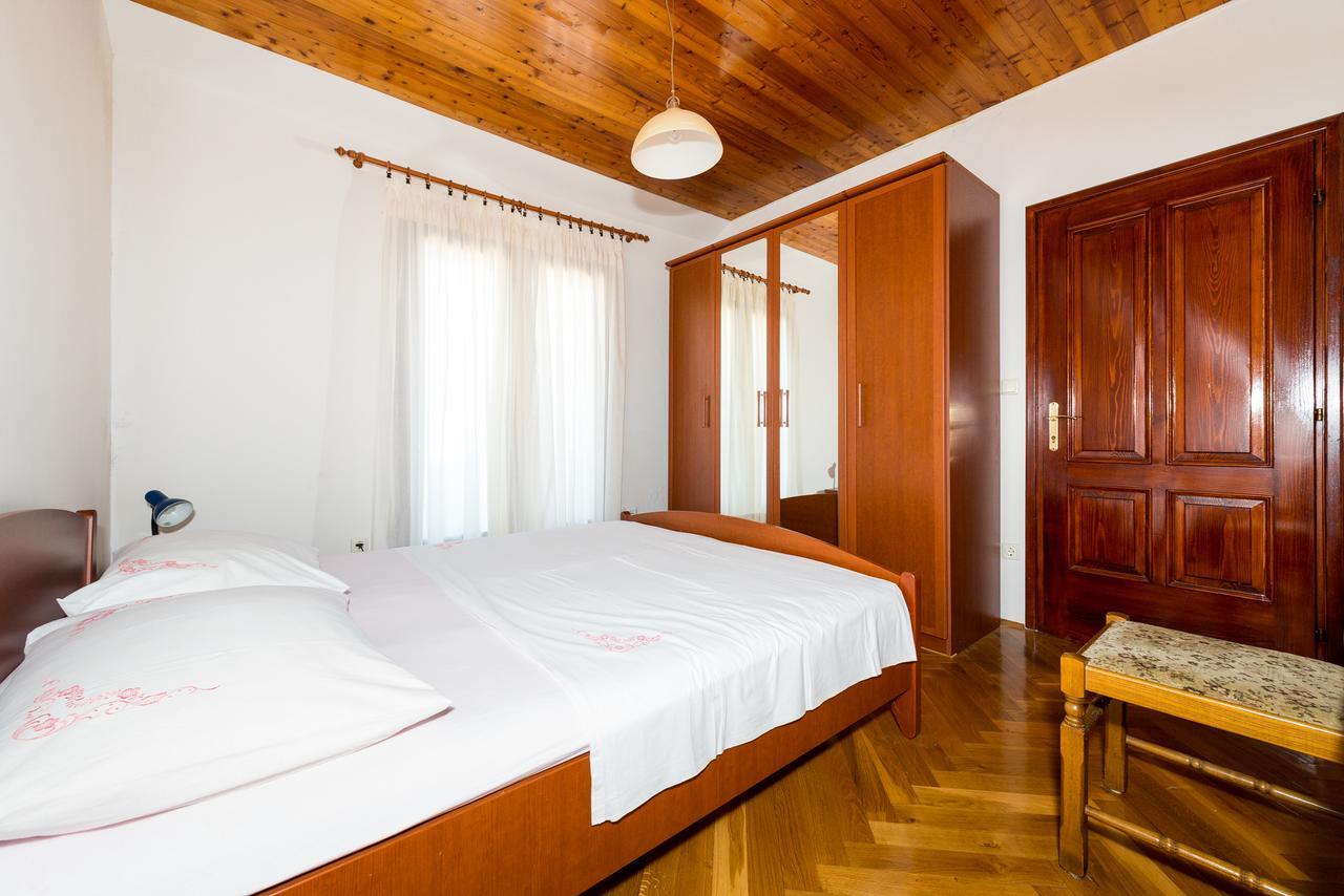 Guest house & Tapera 3*