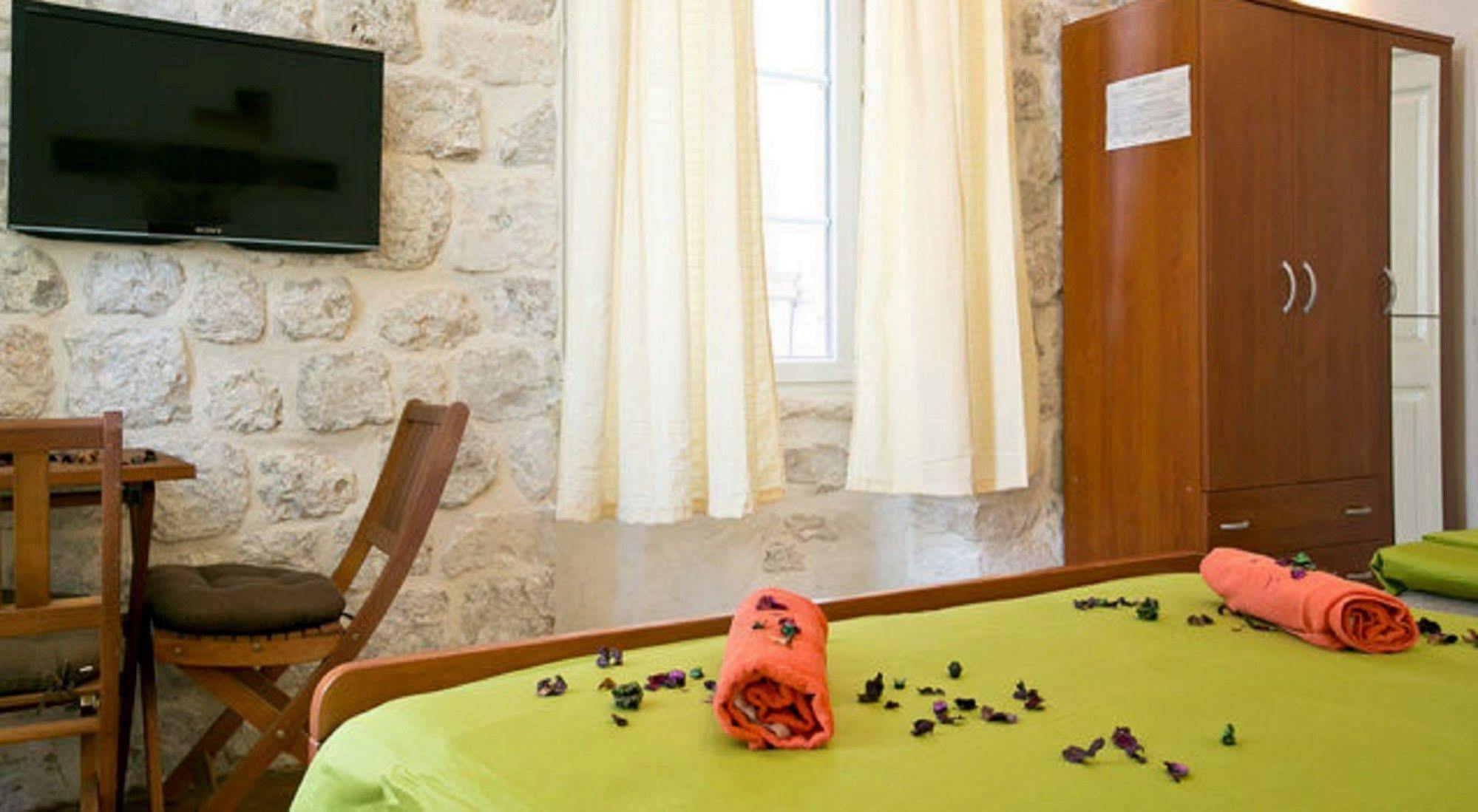 Eden Old Town Guest house