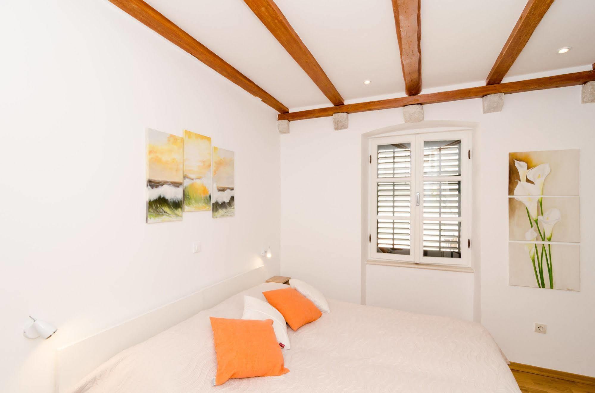 Apartment Raic