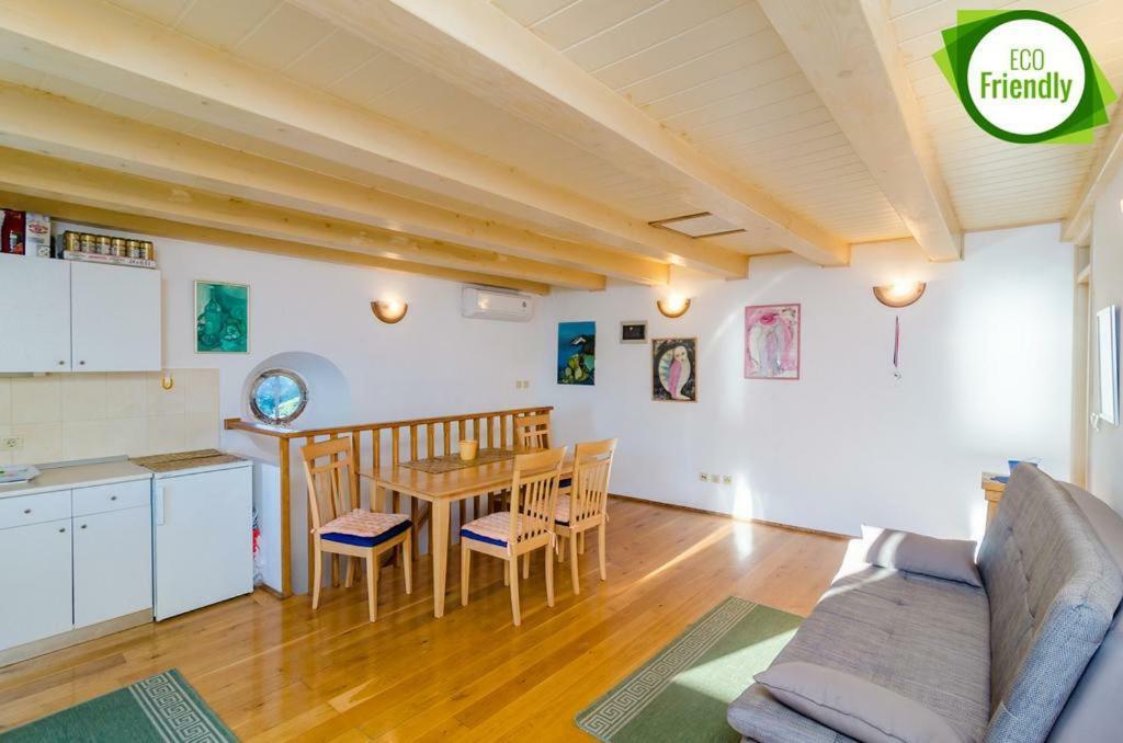 Apartman Marela Appartement *