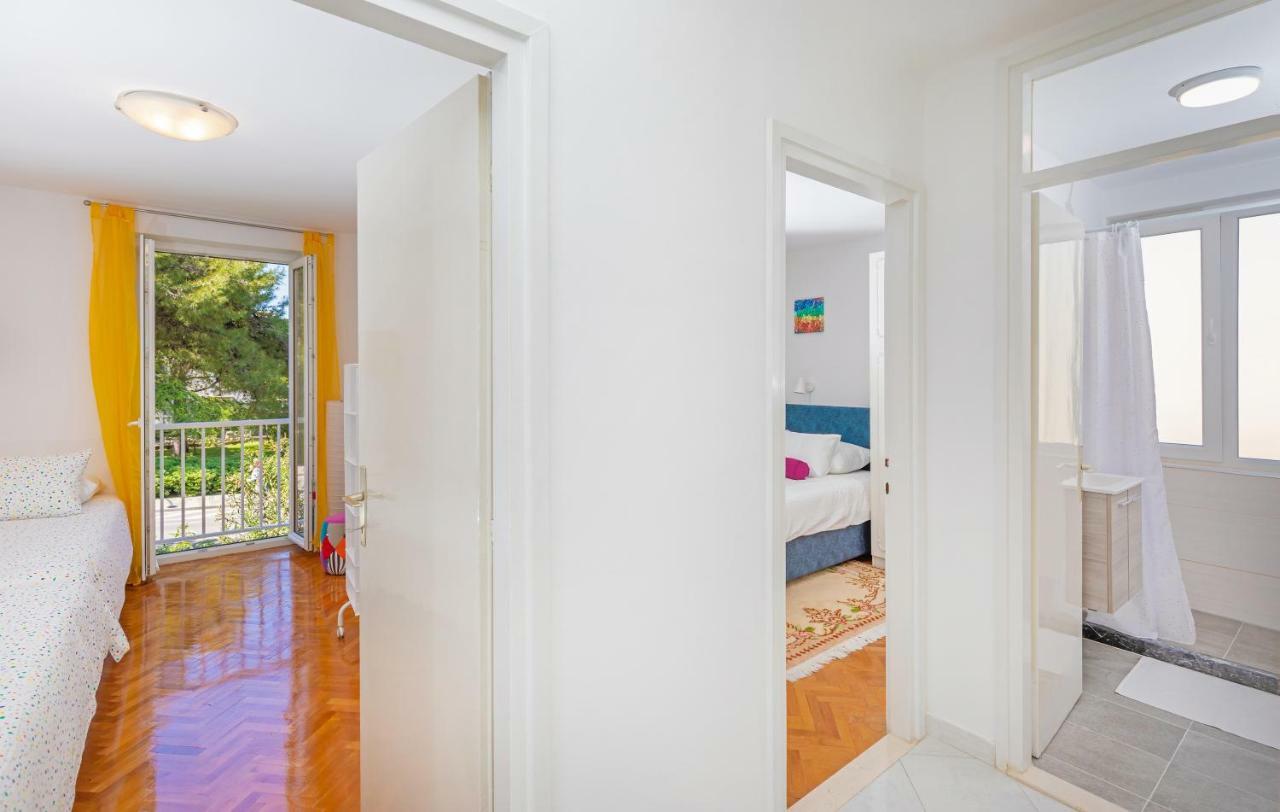 Kiara Apartment